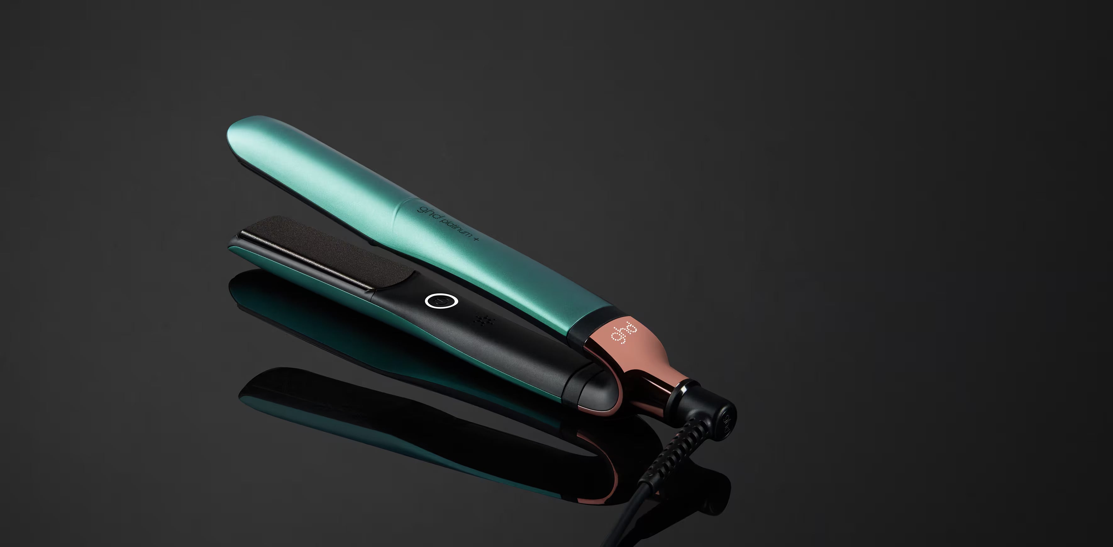 Ghd platinum plus styler gift set hotsell